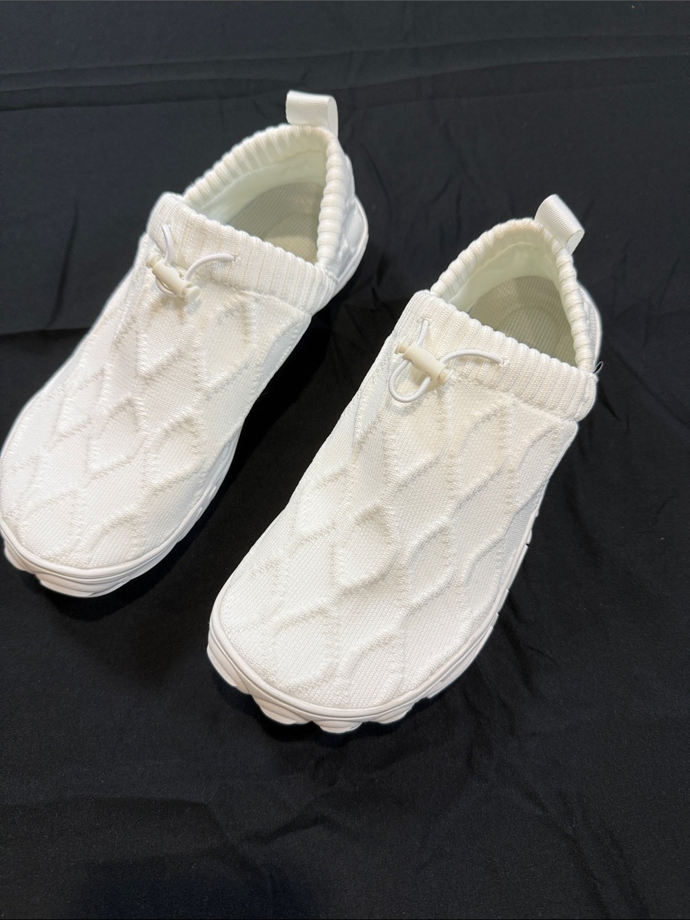 White Knitted Slip-On Casual Barefoot Shoe Size 40 8 Super Comfortable